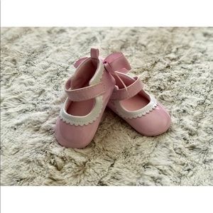 ✨Baby pink shoes✨